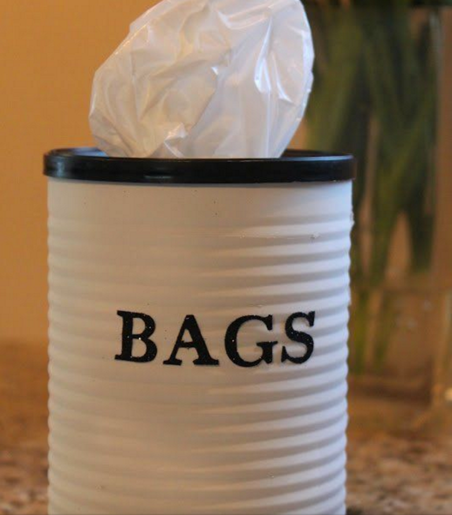 3 Smart Ways to Store Kitchen Trash Bags