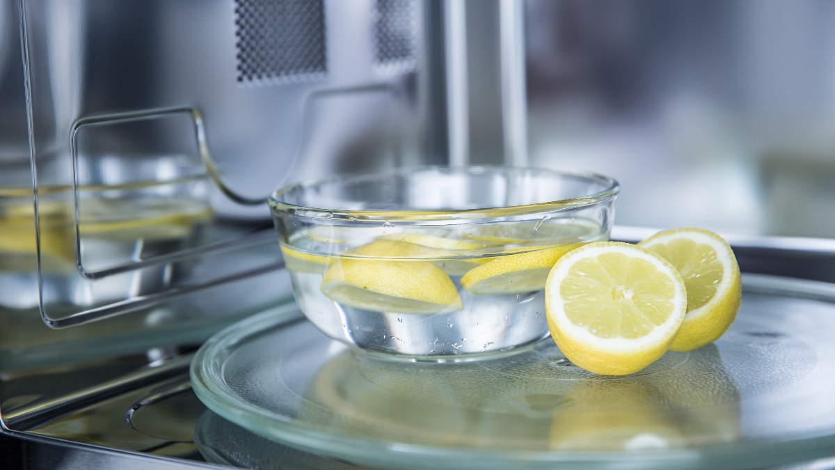 6 Mistakes to Avoid When Cleaning Your Microwave