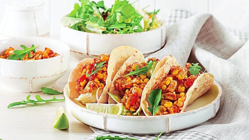 high protein meals smoky chicken and corn tacos