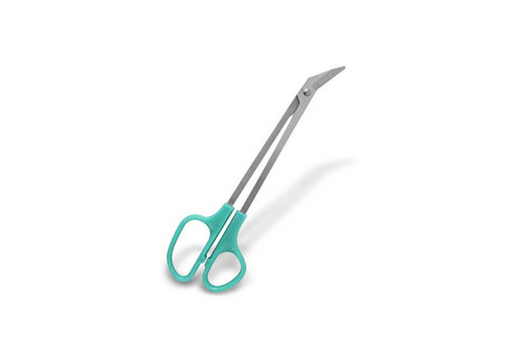 nail clippers with scissor handles