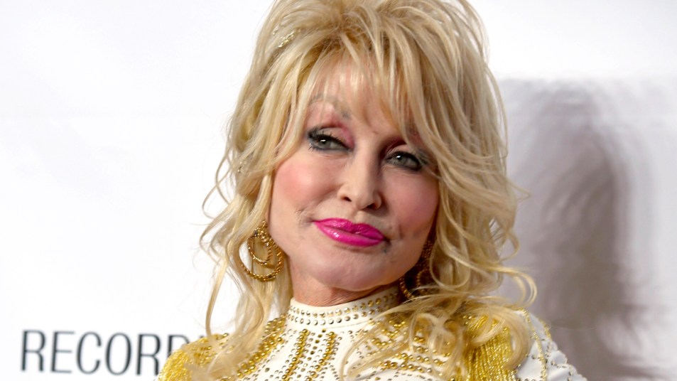 Dolly Parton Reveals What She Like Without a Wig