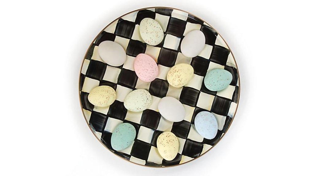 checkerboard egg tray