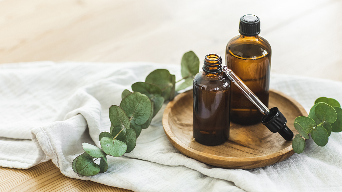 Essential Oils For Cleaning: Pros List The 5 Best Ones