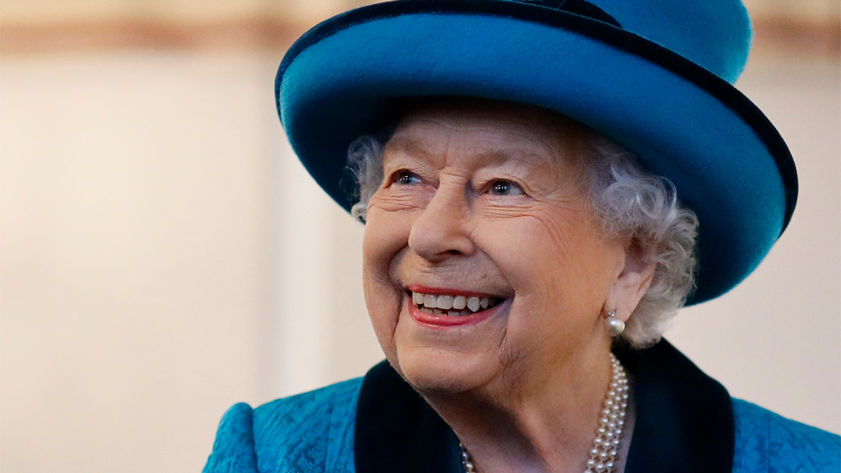 5 Reasons Queen Elizabeth Has Lived Such A Long Healthy Life Womans World 4620