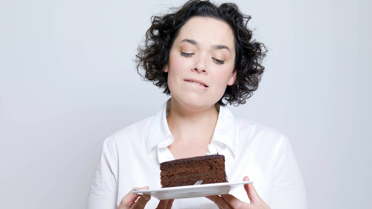 Is It Safe To Eat Cake During Pregnancy?