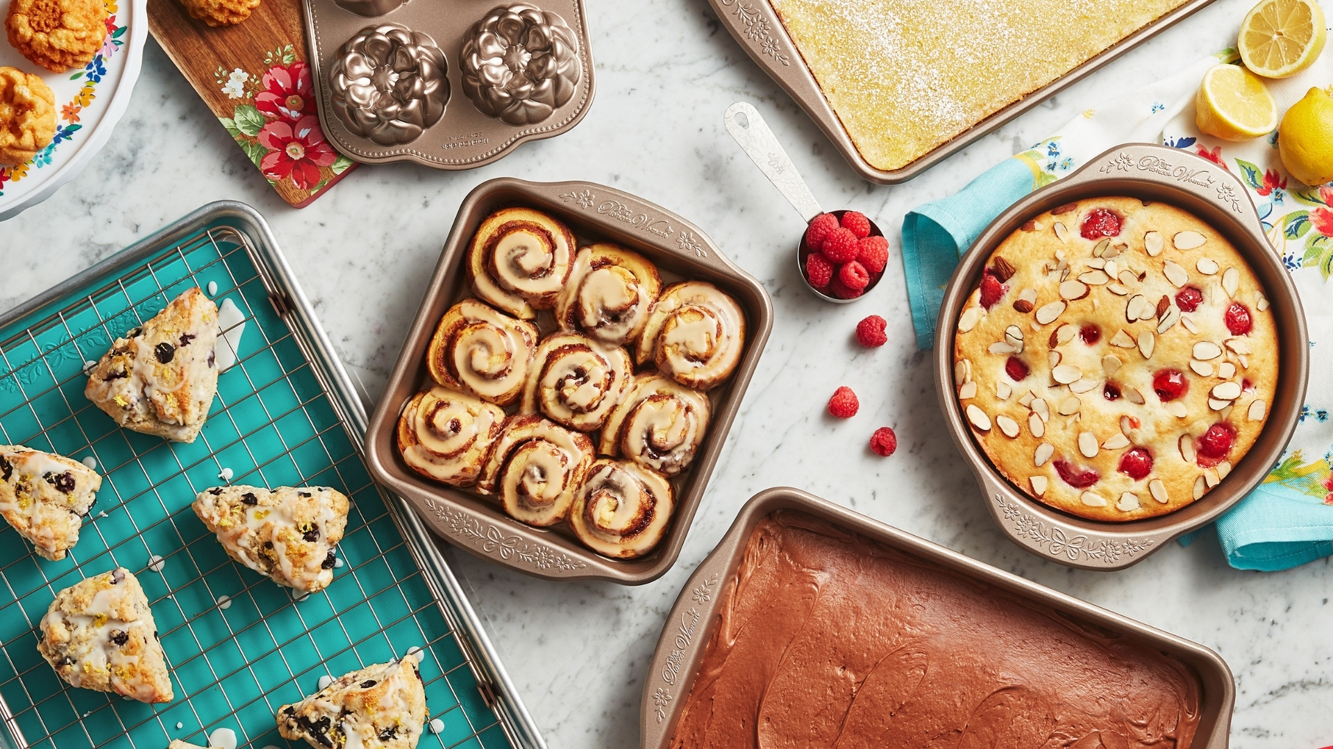 8 Best Walmart Pioneer Woman Bakeware Line Pieces