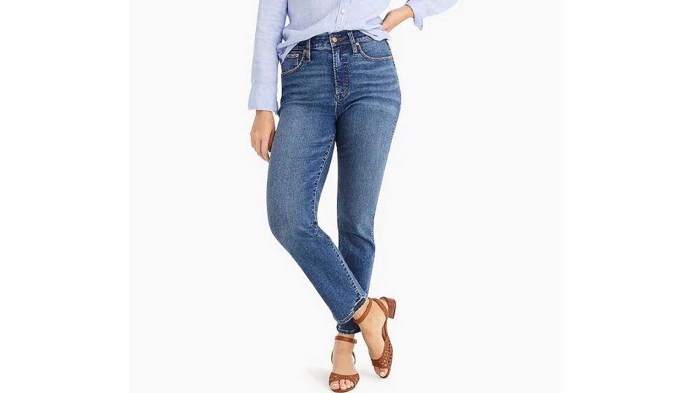 28 Best Jeans for Women Over 50 in 2021 - Woman's World