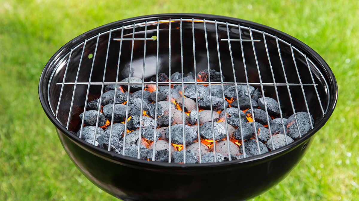 How to Light Charcoal Without Lighter Fluid — BBQ Pros’ Genius Tricks Make It Easy