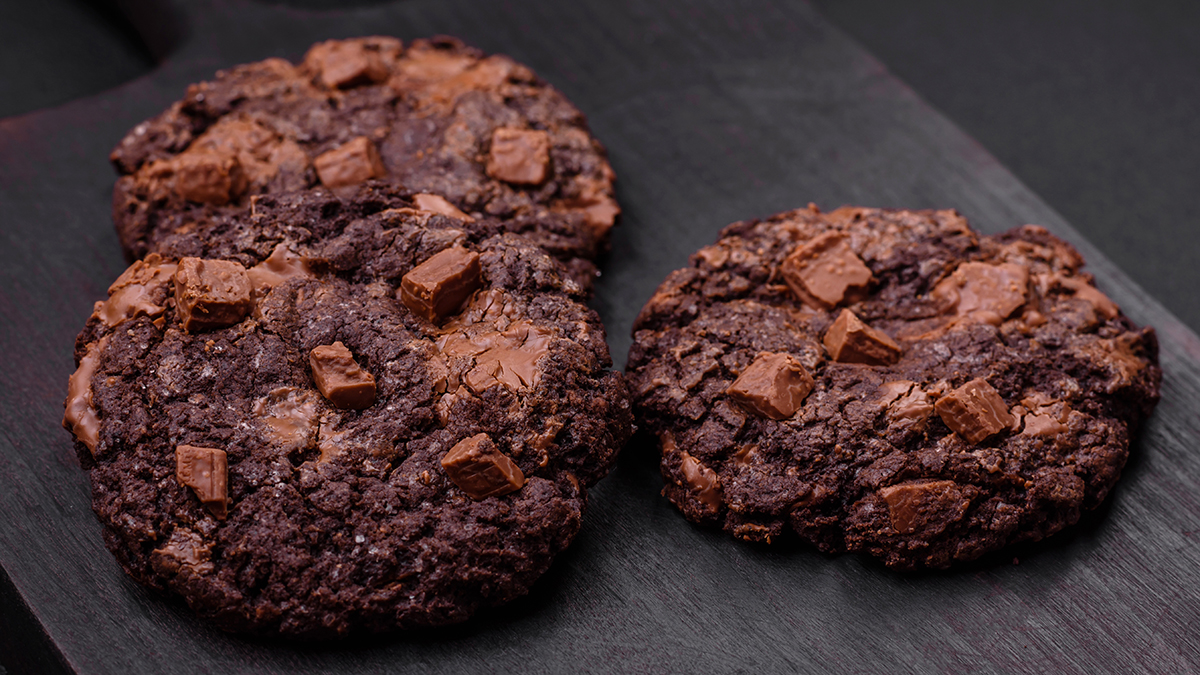 Skillet Cookie Recipe - Add a Pinch