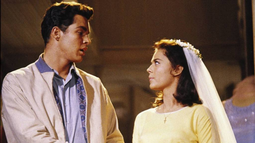 Richard Beymer and Natalie Wood in 'West Side Story' (1961)