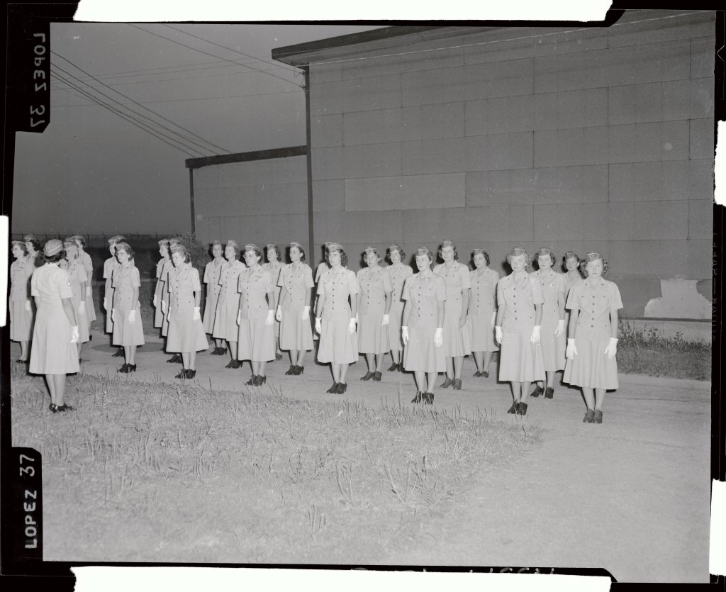 Marine female forces