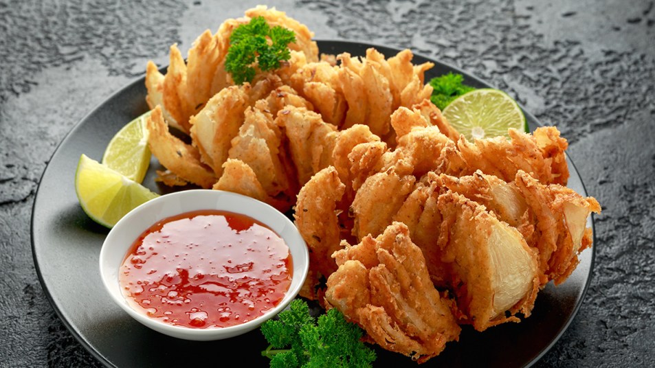 Crispy Air fryer Blooming Onion with Spicy Mayo Dipping Sauce