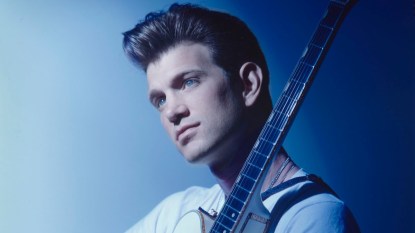 Chris Isaak in 1986