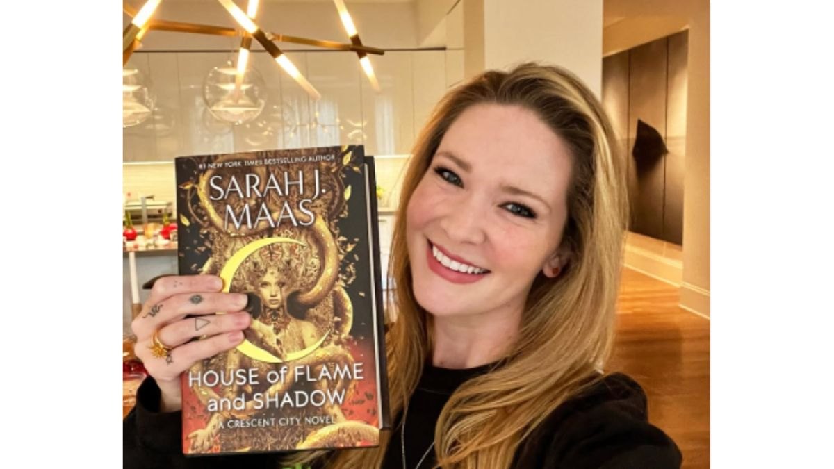 Sarah J. Maas with
