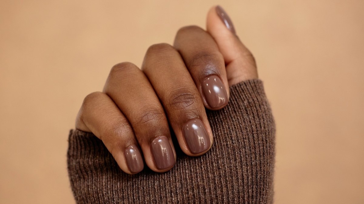 Mocha nail polish, one of the on-trend fall nail colors for 2026