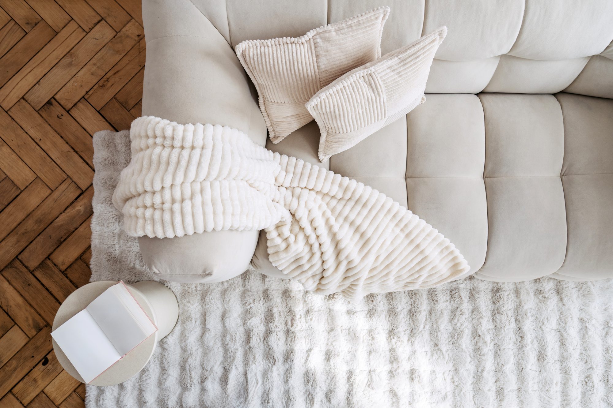 GettyImages-Sofa-Cover-Trending2217713851.jpg