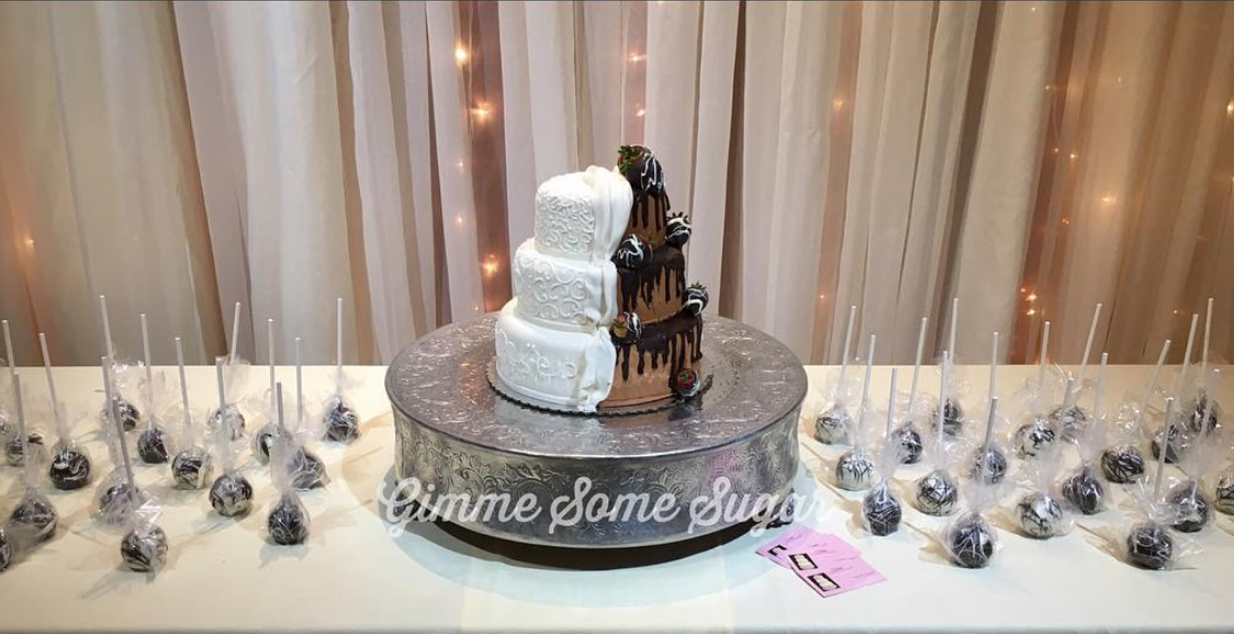 Keepsake Bride and Groom Wedding Cake Toppers by Lindy Smith
