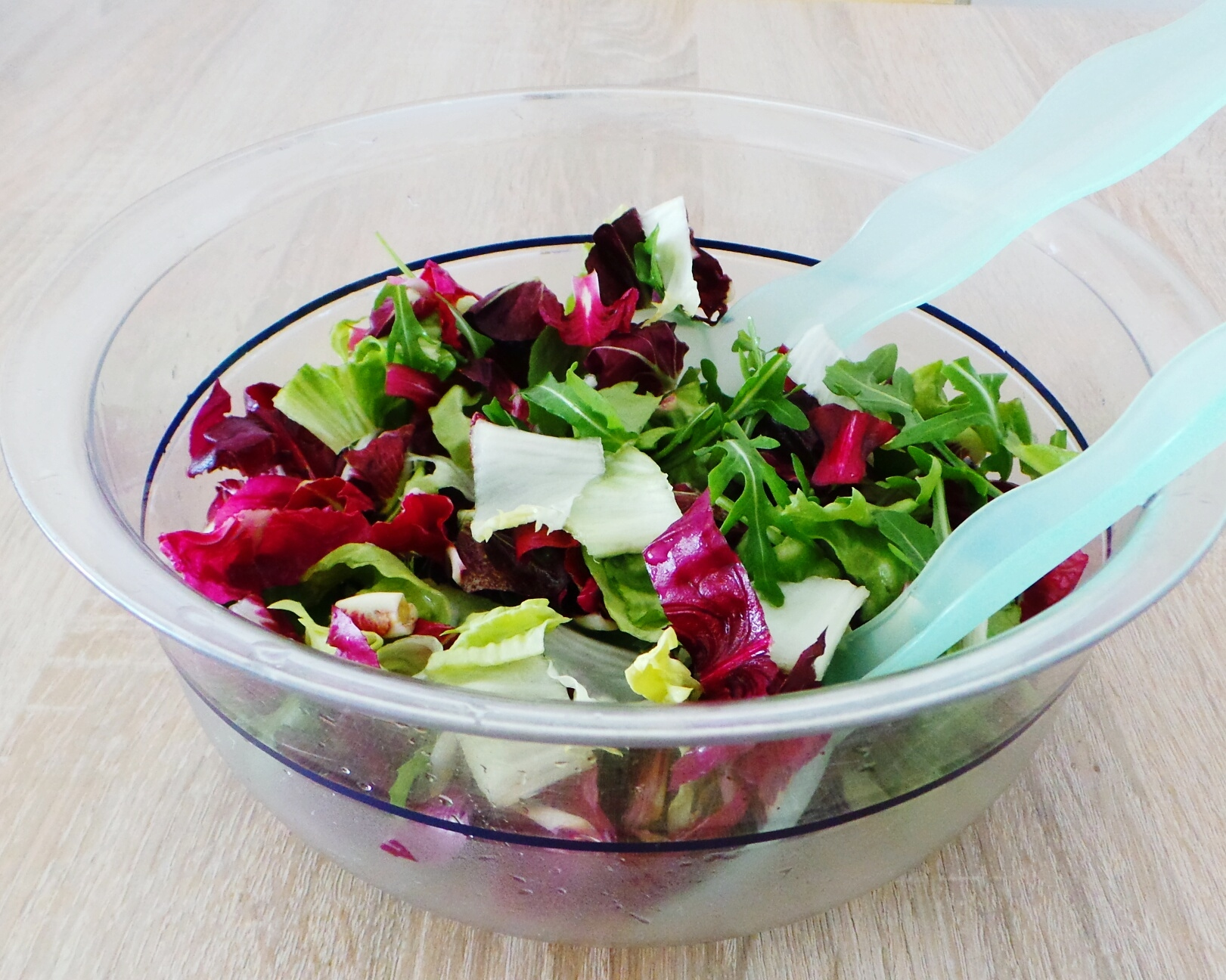 How to Keep Salad Fresh for Longer