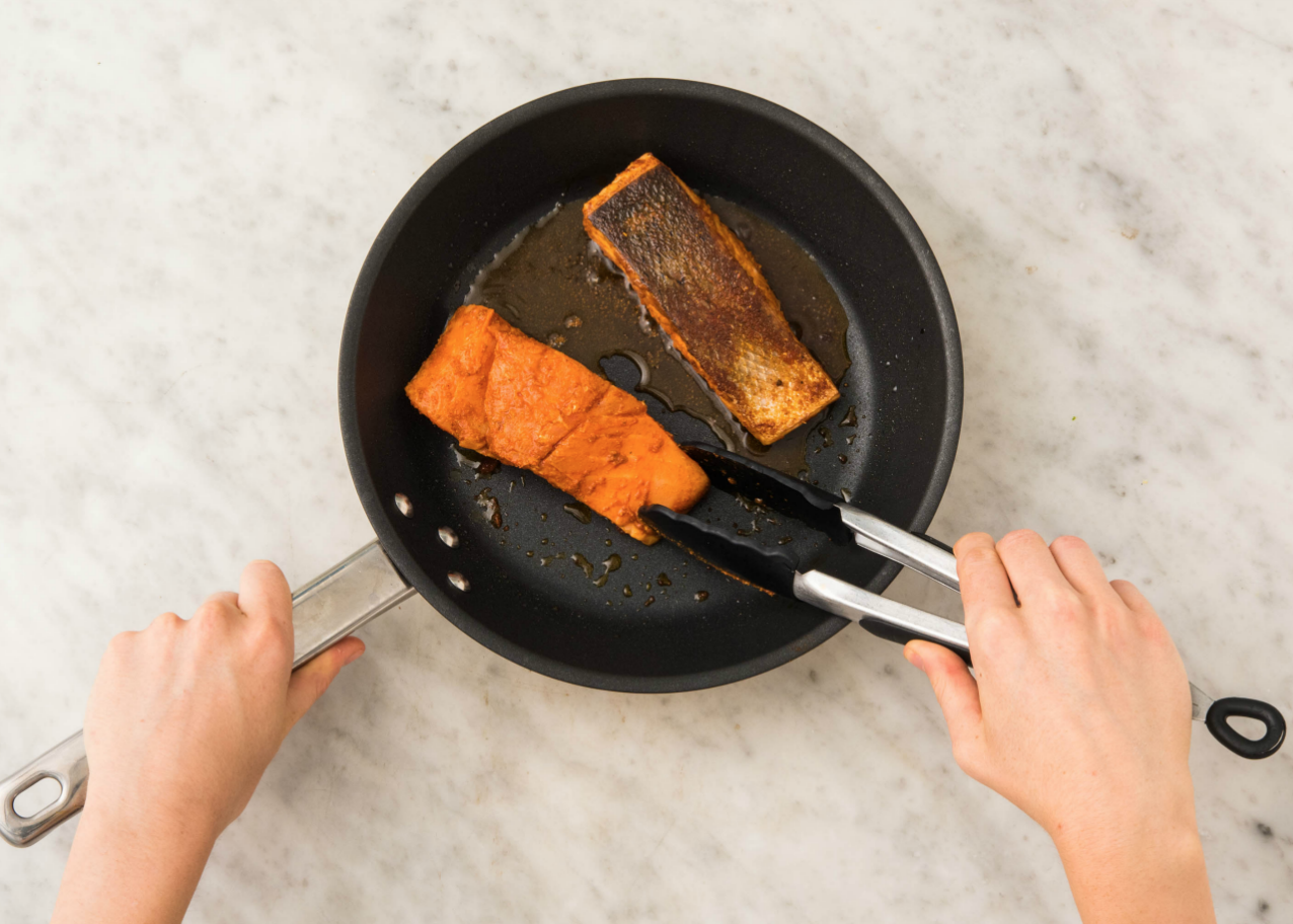 how to reheat salmon without overcooking